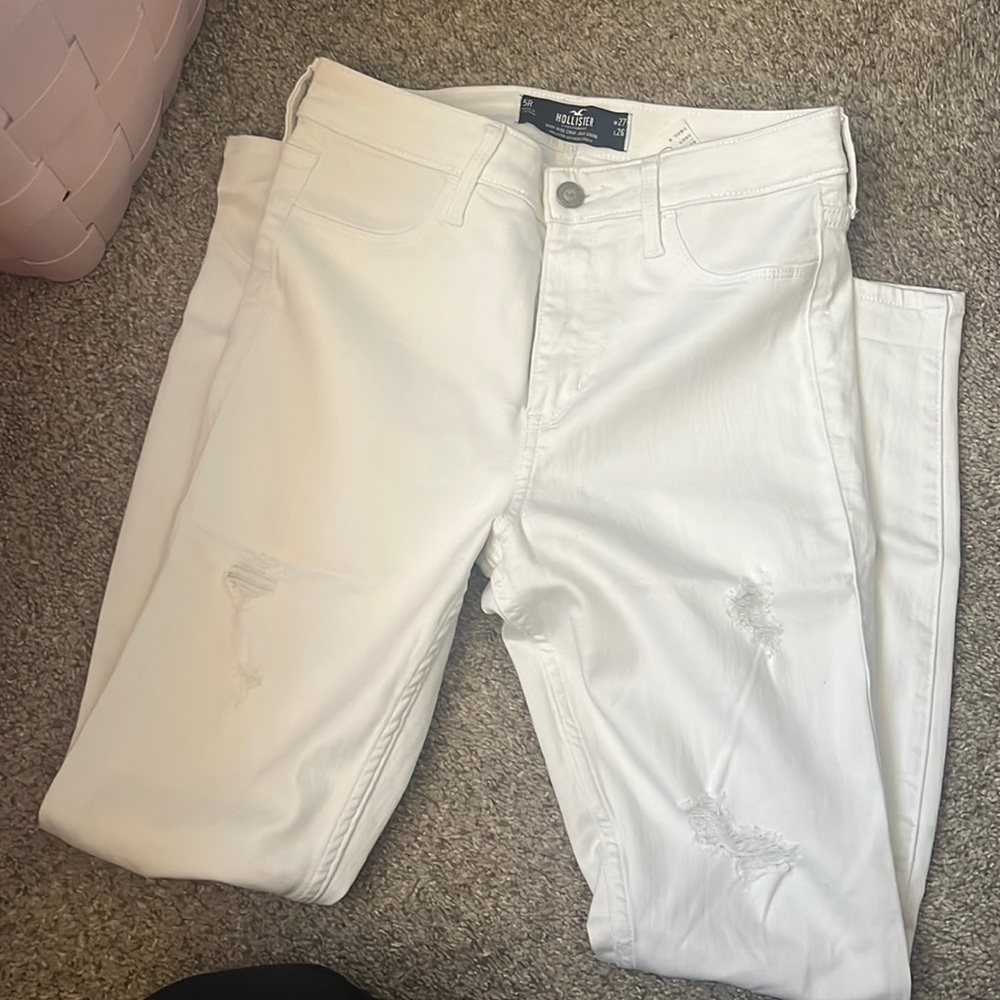 Hollister white jean jeggings size 7 never worn